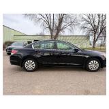 2009 HONDA ACCORD LX *No Accidents* (NO RESERVE)