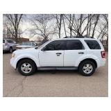 2009 FORD ESCAPE XLT *No Accidents Reported* (NO RESERVE)