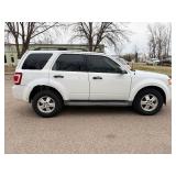 2009 FORD ESCAPE XLT *No Accidents Reported* (NO RESERVE)