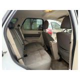 2009 FORD ESCAPE XLT *No Accidents Reported* (NO RESERVE)