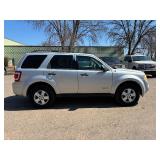 2008 FORD ESCAPE XLT (NO RESERVE)