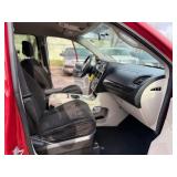 2012 DODGE GRAND CARAVAN SXT (NO RESERVE)
