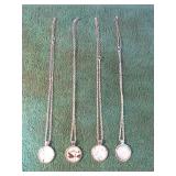 4 Pendants