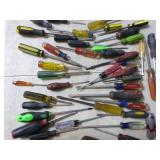 Lot of Assorted Screwdrivers