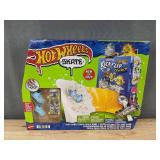 Hot Wheels KickFlip Crunch Skate Park - Brand New