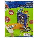 Hot Wheels KickFlip Crunch Skate Park - Brand New