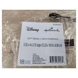 18 Disney Hallmark Gift Bags - 5 Mickey, 5 Minnie, 4 Goofy, & 4 Pluto - Brand New