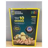 National Geographic Break Open 10 Geodes STEM Kit - Brand New
