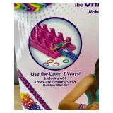 Cra-Z-Art Cra-Z-Loom - The Ultimate Rubber Band Loom - Brand New