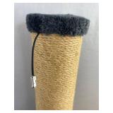 Ewenono 2-Tower Cat Scratching Post with Toys & Toy Attachment - Brand New