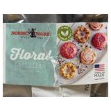 Nordic Ware Floral Cakelet Pan