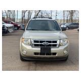 2010 FORD ESCAPE XLT *1 Owner* (NO RESERVE)