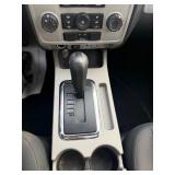 2010 FORD ESCAPE XLT *1 Owner* (NO RESERVE)