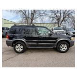 2006 FORD ESCAPE XLT *4x4 | No Accidents Reported* (NO RESERVE)