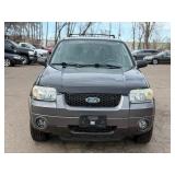 2006 FORD ESCAPE XLT *4x4 | No Accidents Reported* (NO RESERVE)