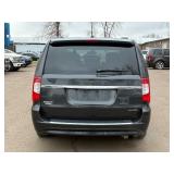 2011 CHRYSLER TOWN AND COUNTRY LIMITED (NO RESERVE)