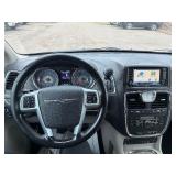 2011 CHRYSLER TOWN AND COUNTRY LIMITED (NO RESERVE)