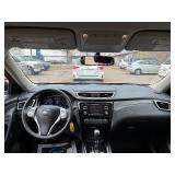 2016 NISSAN ROGUE S *All Wheel Drive | No Accidents Reported | 2 Owner* (NO RESERVE)