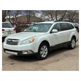 2012 SUBARU OUTBACK 2.5I LIMITED *No Accidents Reported | All Wheel Drive* (NO RESERVE)
