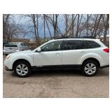 2012 SUBARU OUTBACK 2.5I LIMITED *No Accidents Reported | All Wheel Drive* (NO RESERVE)