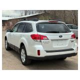 2012 SUBARU OUTBACK 2.5I LIMITED *No Accidents Reported | All Wheel Drive* (NO RESERVE)