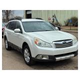 2012 SUBARU OUTBACK 2.5I LIMITED *No Accidents Reported | All Wheel Drive* (NO RESERVE)