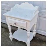 Vintage White Wood Nightstand End Table Scalloped Trim Drawer Shelf