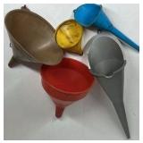 Lot of 5 Funnels Plastic Automotive Utility Funnels Assorted Sizes Colors
