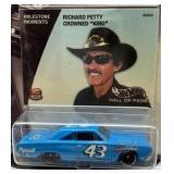Hot Wheels Hall of Fame Richard Petty #43 Plymouth Diecast Car Milestone Moments