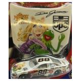 Winners Circle Dale Jarrett #88 NASCAR Diecast Car Autograph Hood Series Muppets UPS