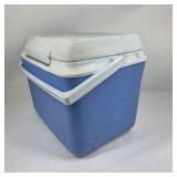 Rubbermaid Blue Cooler Ice Chest with White Lid Portable