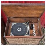 Vintage Record Player Console Stereo Turntable Wicker Front Cabinet