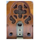 Thomas America Series Cathedral Radio Model 217 Vintage Style AM FM AFC Wood Cabinet