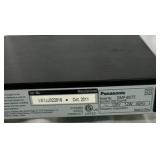 Panasonic DMP-BD75 Blu Ray Disc Player with Remote