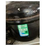 Sanyo Compact Mini Refrigerator White Single Door Fridge Adjustable Shelving