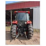 Kubota M7040 Hydraulic Shuttle Tractor - 3-Point Hitch & PTO