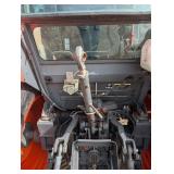 Kubota M7040 Hydraulic Shuttle Tractor - 3-Point Hitch & PTO