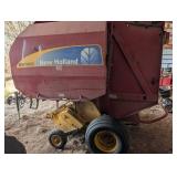 New Holland BR7060 Round Baler w/ AutoWrap - 2013 Model, 2996 kg