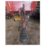 New Holland BR7060 Round Baler w/ AutoWrap - 2013 Model, 2996 kg
