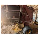 New Holland BR7060 Round Baler w/ AutoWrap - 2013 Model, 2996 kg