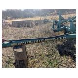 John Deere 702 Wheel Hay Rake - Green Farm Implement Made in Italy