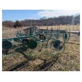 John Deere 702 Wheel Hay Rake - Green Farm Implement Made in Italy