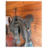 Dublin English Saddle - Black Leather with Stirrups & Straps