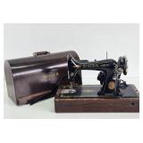 Antique SINGER Sewing Machine w/Dome Top Case