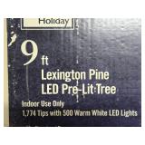 Like-New or Brand New Large Lexington Pine Pre-Lit 9
