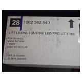 Like-New or Brand New Large Lexington Pine Pre-Lit 9