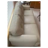 Cream-colored Leather 3-Seater Sofa - Tufted Back Cushions