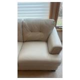 Cream-colored Leather 3-Seater Sofa - Tufted Back Cushions