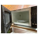 Panasonic NN-H765BFX ABH Genius Sensor 1250W Microwave Oven