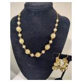 Pretty Pearl Assortment of Vintage Jewelry